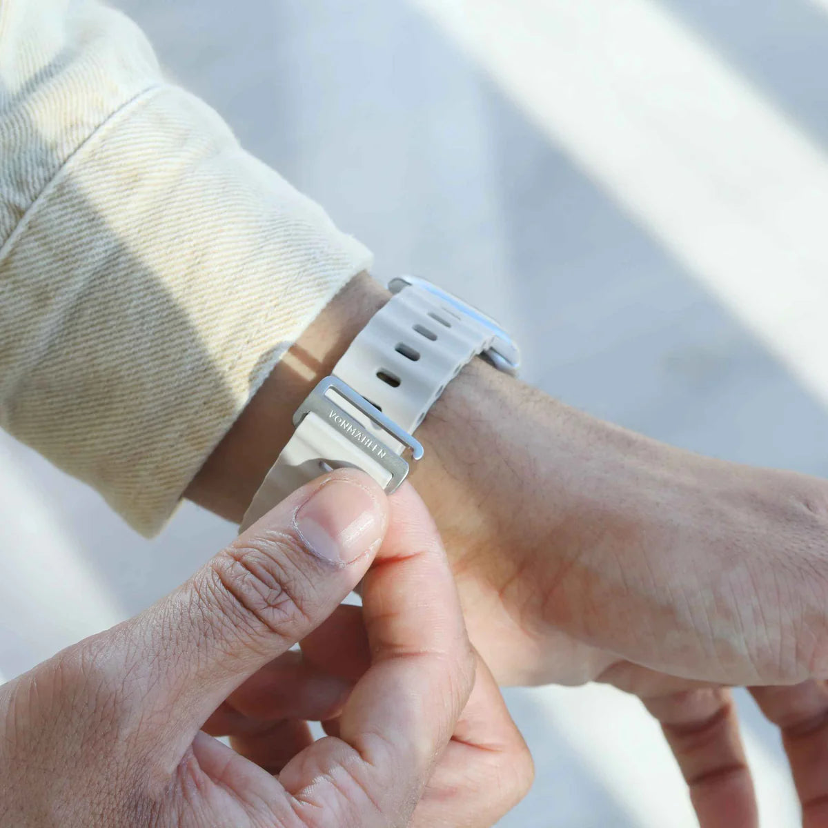 Vonmahlen Wave Band 2 Apple Watch Silicone Strap